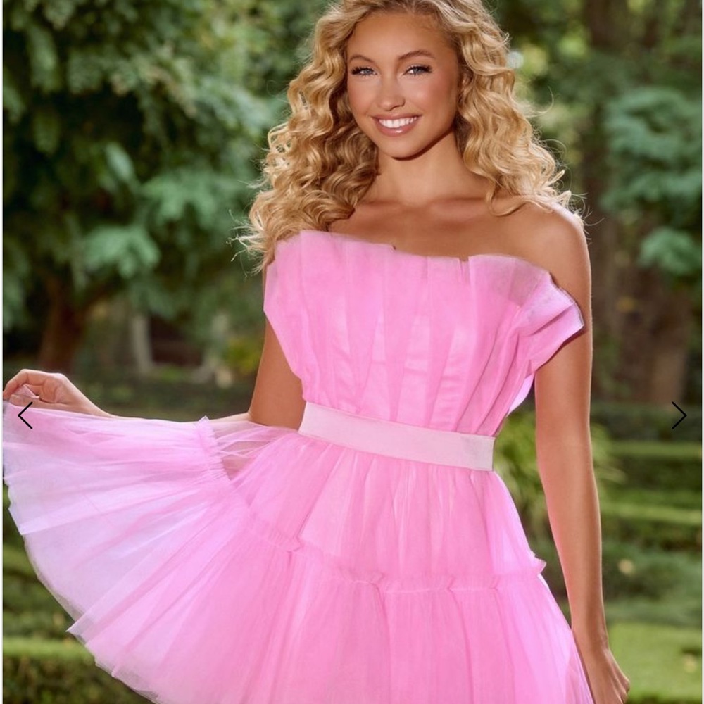 Pink Off-Shoulder Tulle Dress